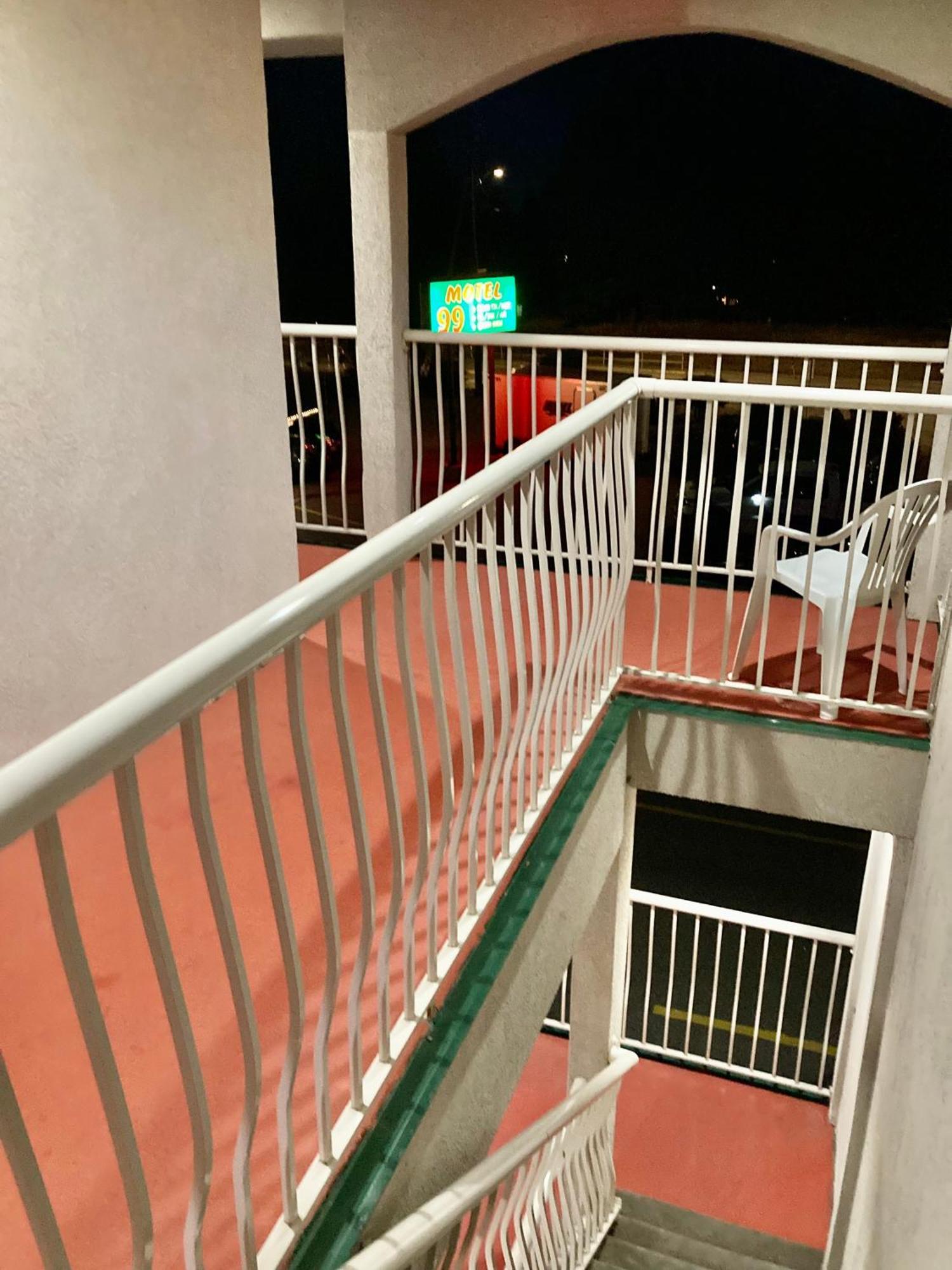גרנד פורקס Motel 99 מראה חיצוני תמונה